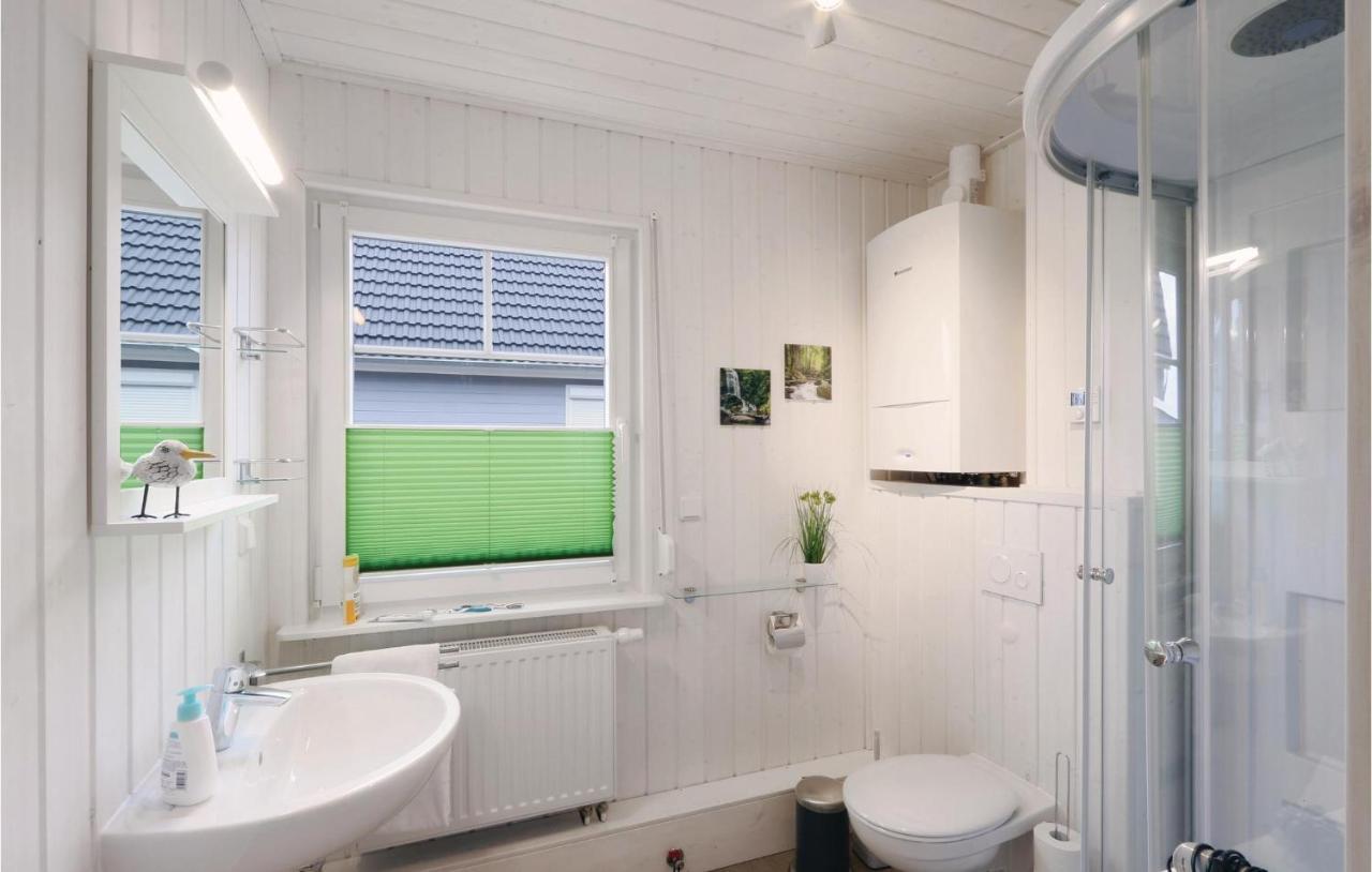 Cozy Home In Zerpenschleuse With Sauna Екстериор снимка