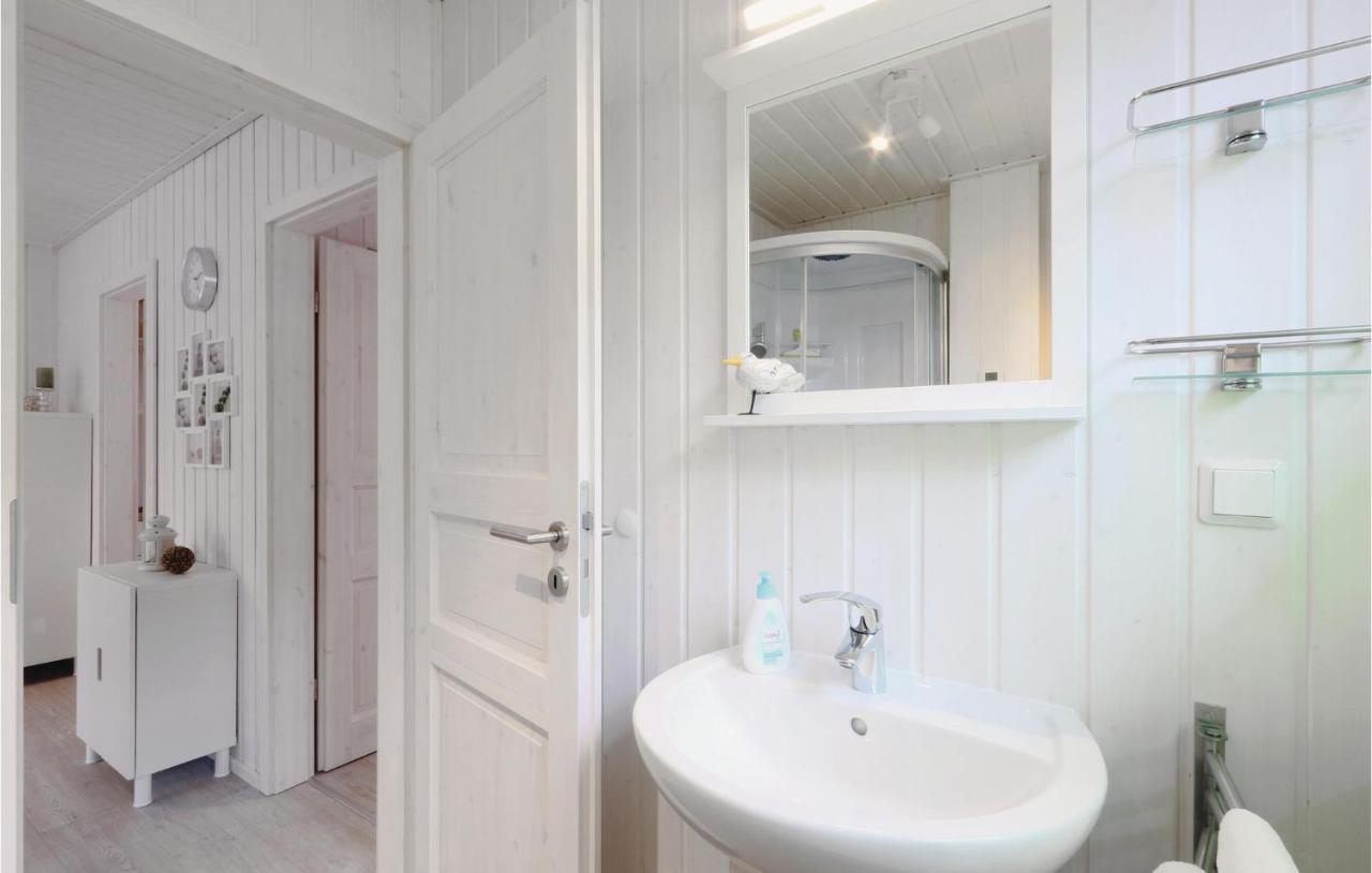 Cozy Home In Zerpenschleuse With Sauna Екстериор снимка