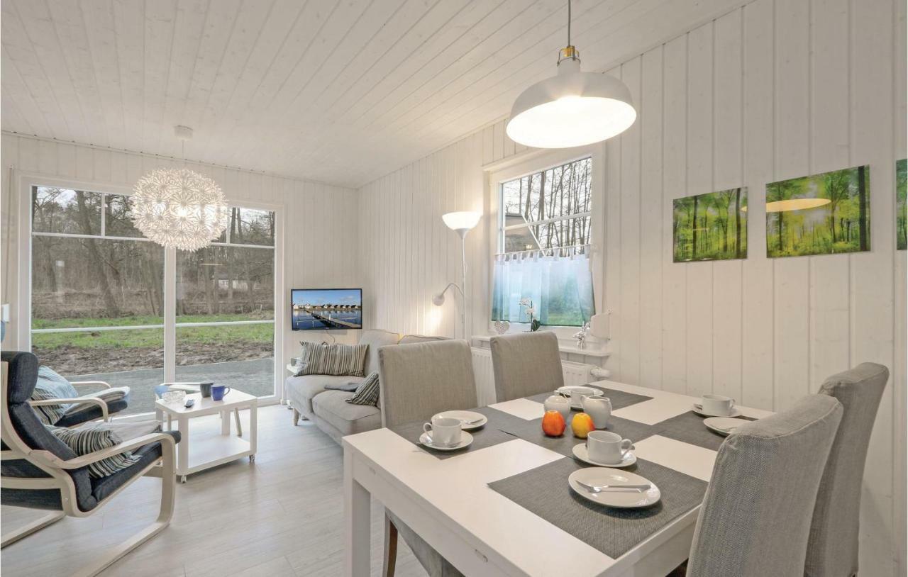 Cozy Home In Zerpenschleuse With Sauna Екстериор снимка